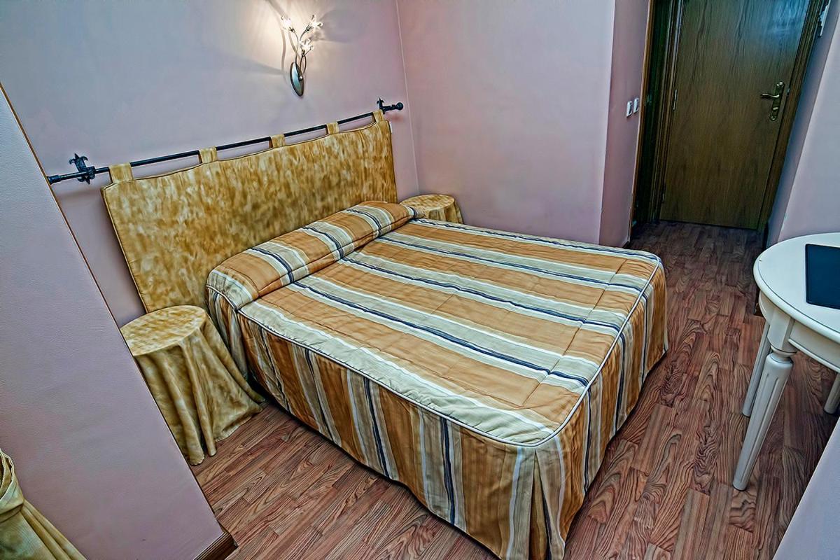 Hostal Stop Cantalejo Exterior photo