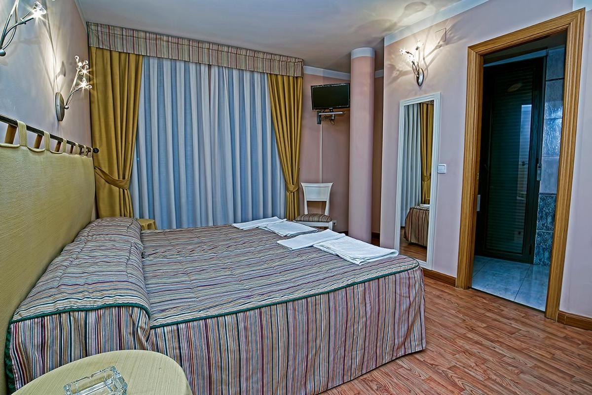 Hostal Stop Cantalejo Exterior photo