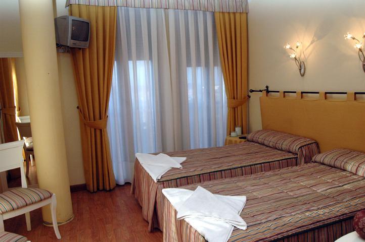 Hostal Stop Cantalejo Exterior photo