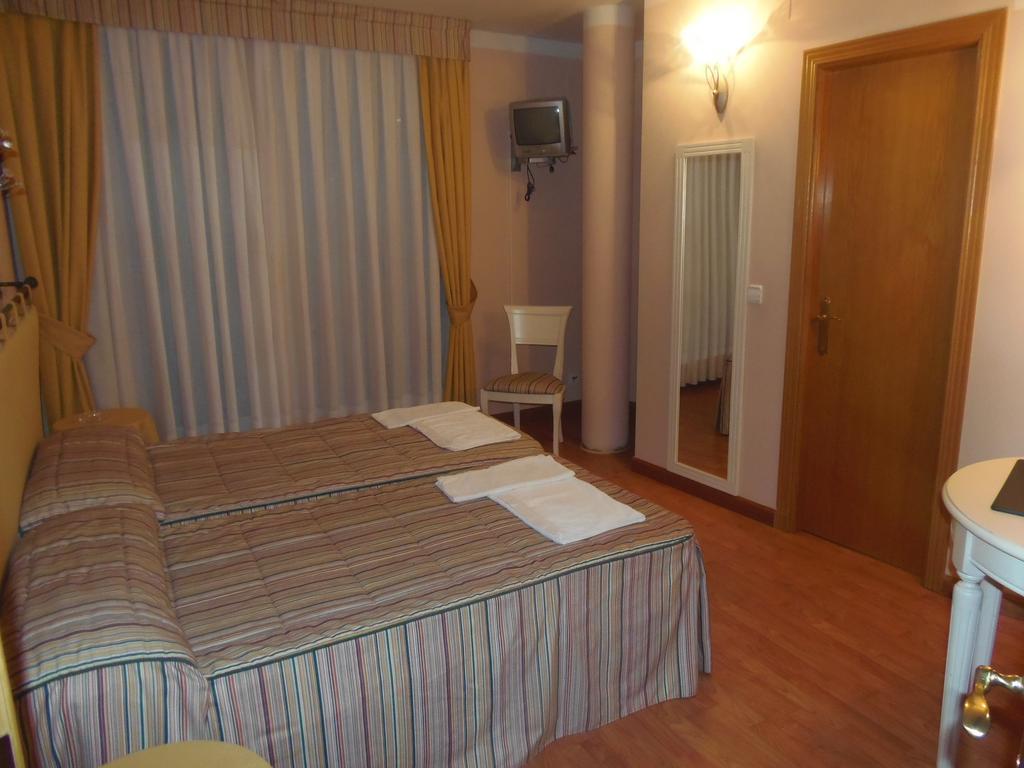 Hostal Stop Cantalejo Room photo